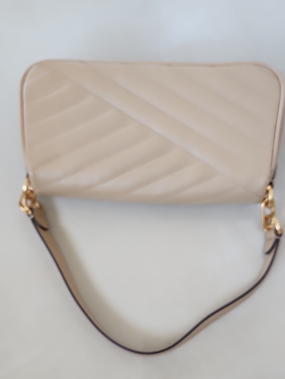Tory Burch Beige Quilted Shoulder/Crossbody Bag - Picture 6 of 16